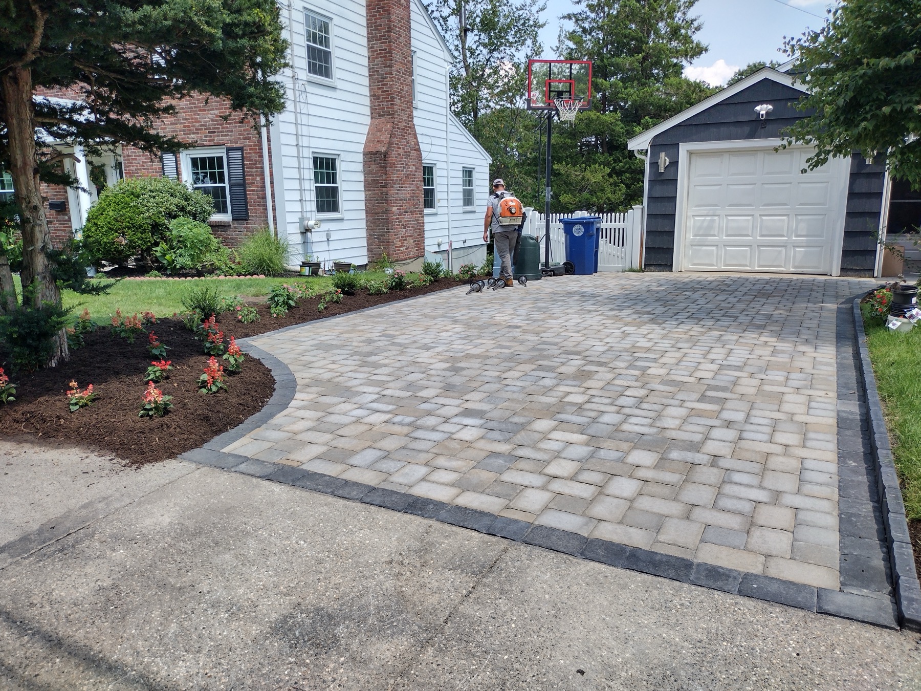 Lawn maintenance Waltham MA